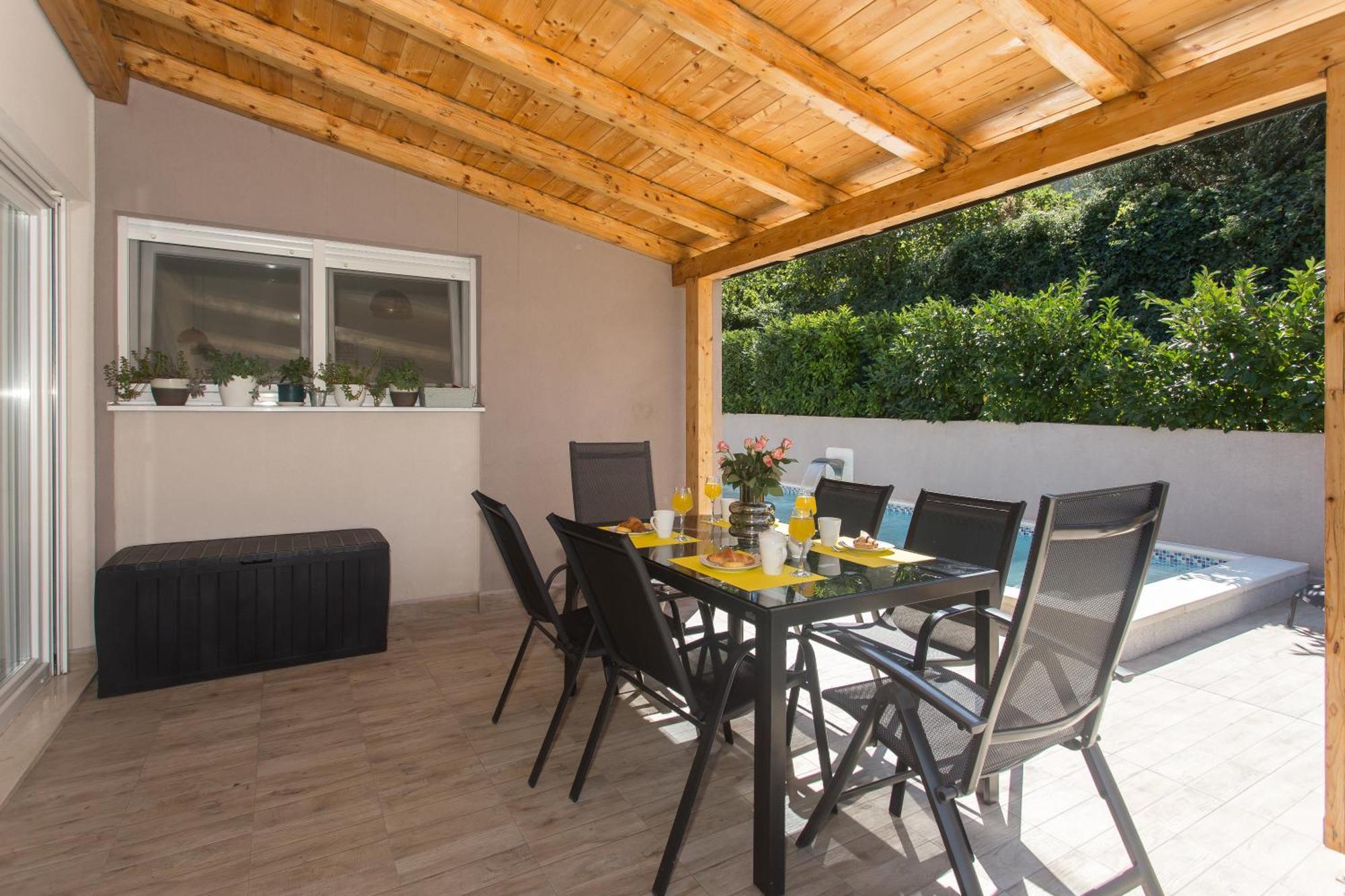 Life - New And Luxury Holiday House Kaštela 外观 照片