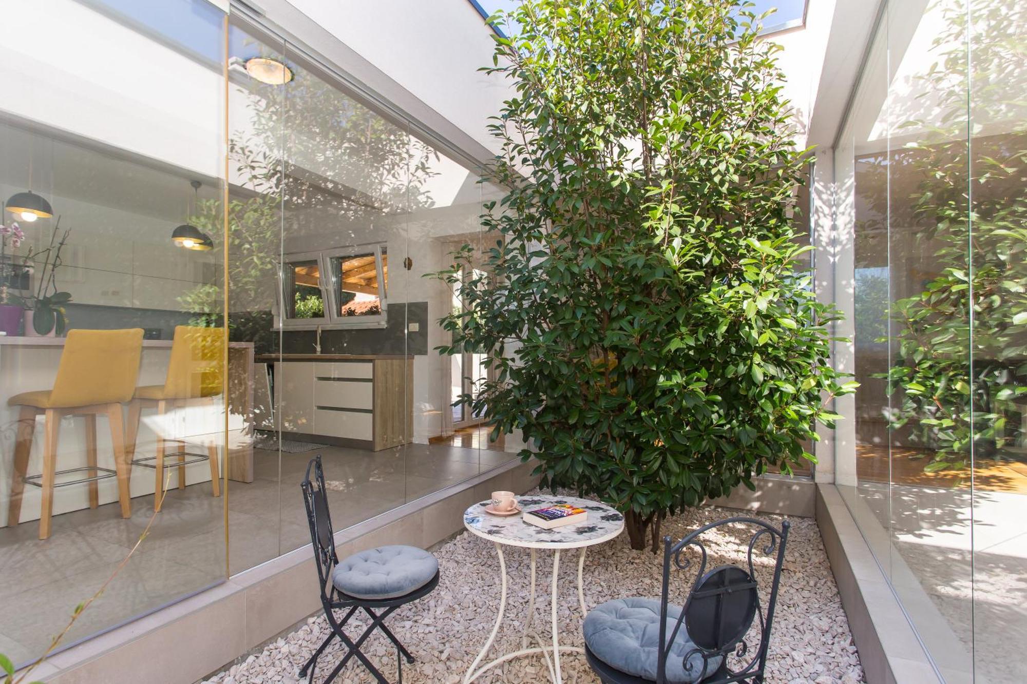 Life - New And Luxury Holiday House Kaštela 外观 照片