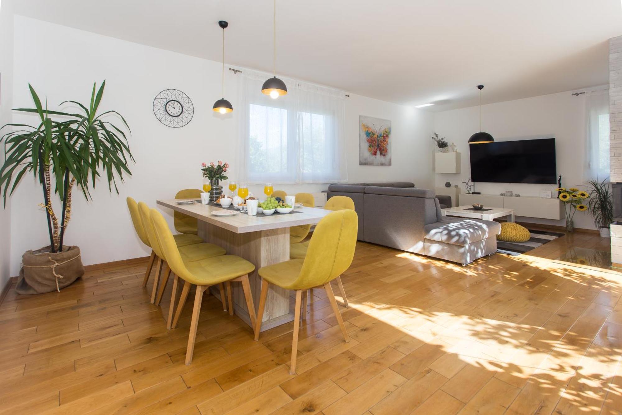 Life - New And Luxury Holiday House Kaštela 外观 照片
